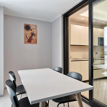 Apartment La Casa Di Malu Apart : Charming Flats Turin