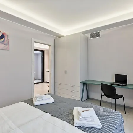 Apartment La Casa Di Malu Apart : Charming Flats Turin